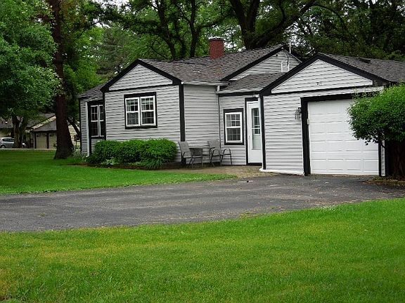 2nd image of 36518 N James Dr
