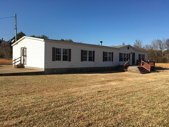 2nd image of 138 Winding Creek Cir