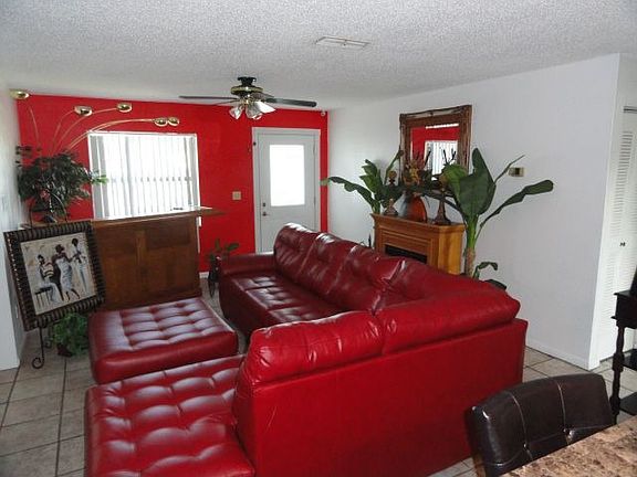 3rd image of 1720 Taylor Lake Cir
