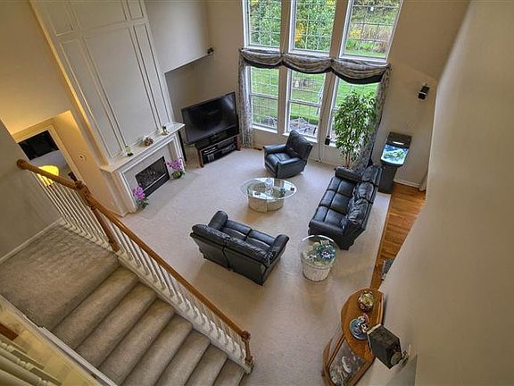 4th image of 6728 Loon Hollow Ct