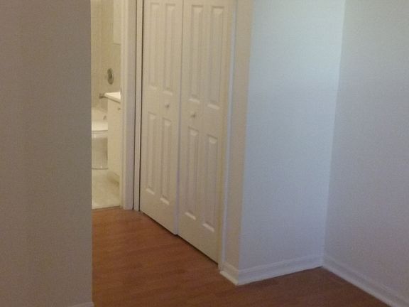 5th image of 6104 NW 114th Pl APT 212
