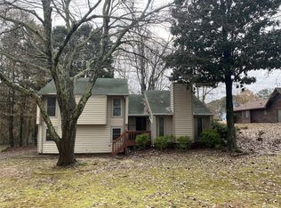 4636 Mossy Ln NW, Lilburn, GA 30047
