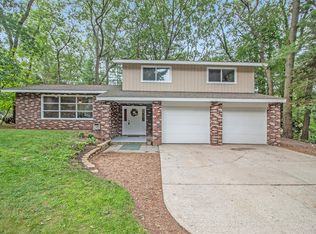 1921 Sarasota Ct, Muskegon, MI