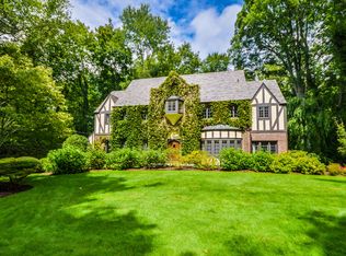 172 Hillair Cir, White Plains, NY 10605