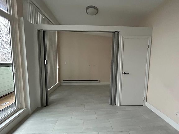 4th image of 191 E 11th Ave #4XX