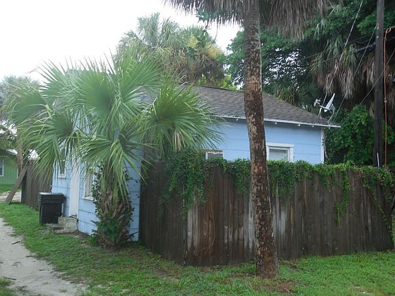 5th image of 4380 NE Indian River Dr