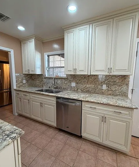 2616 Piedmont Ave — Photo 7