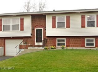 480 Burr Oak Dr, Lake Zurich, IL 60047