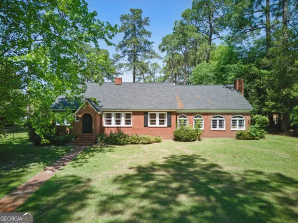 715 E 20th Ave, Cordele, GA 31015