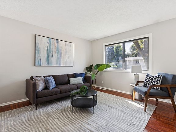 4th image of 6729 S 135th Ave #1