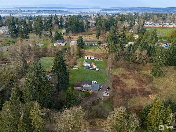 5th image of 3724 Densmore Road