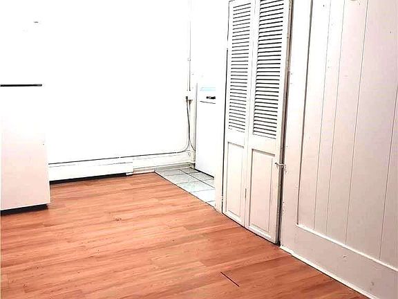 4th image of 8409 Jamaica Ave