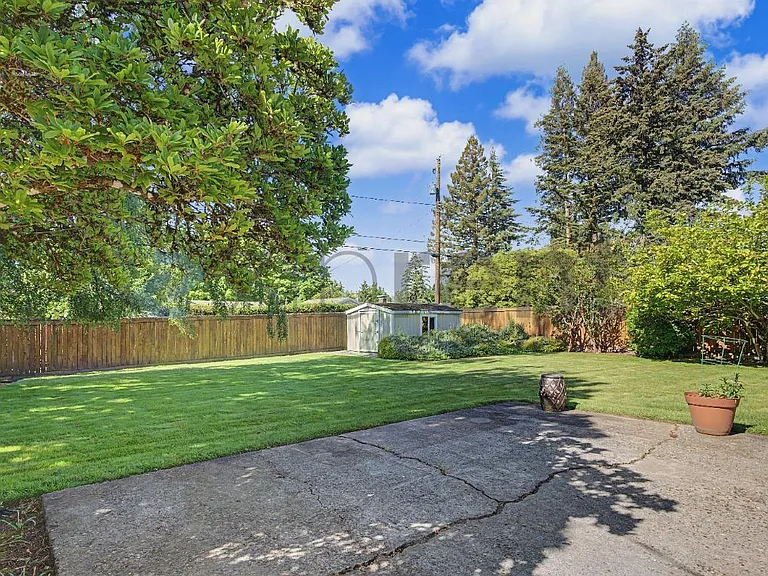 12720 SW Edgewood St — Photo 4