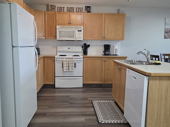 2nd image of 260 Duston St #229