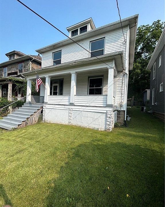 1st image of 743 Moorehead Ave
