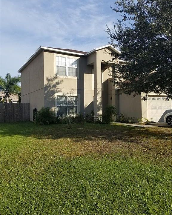 1st image of 558 Bristol Cir