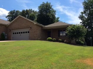 333 Paris Harbor Dr UNIT B, Paris, TN 38242