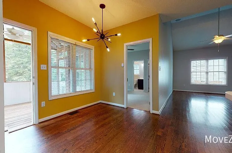 2325 K Wesley Way — Photo 12