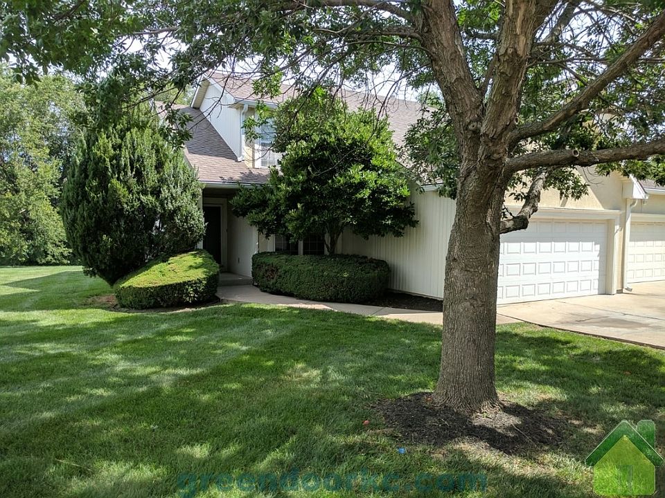 1st image of 7744 W 148th St