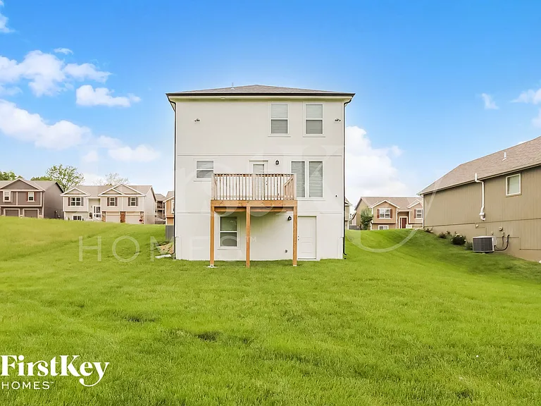 5015 N Wheeling Ave — Photo 15
