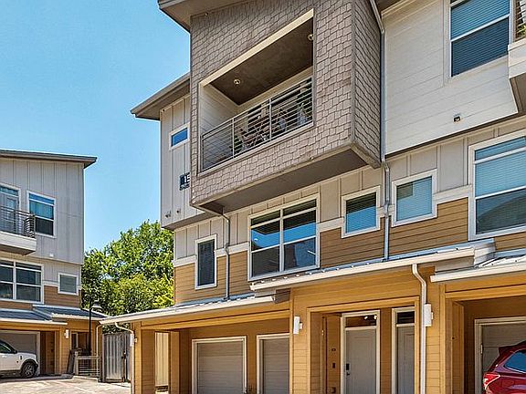 Corner unit,no side neighbor