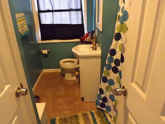 5th image of 550 N Brushey Grove Ave