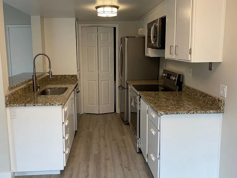56 Dockside Cir — Photo 3