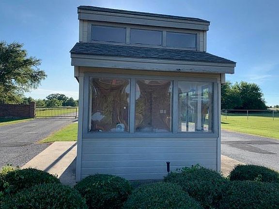 4th image of 17 Cedar Bayou Cir