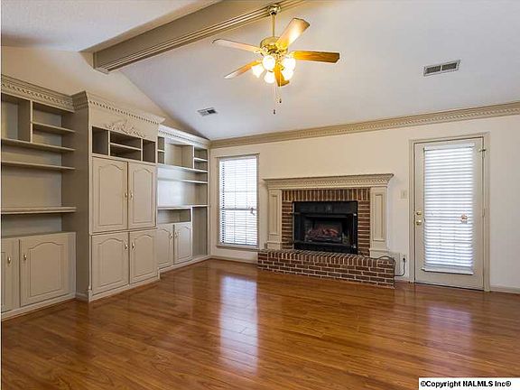 3rd image of 123 Canoebrook Ln
