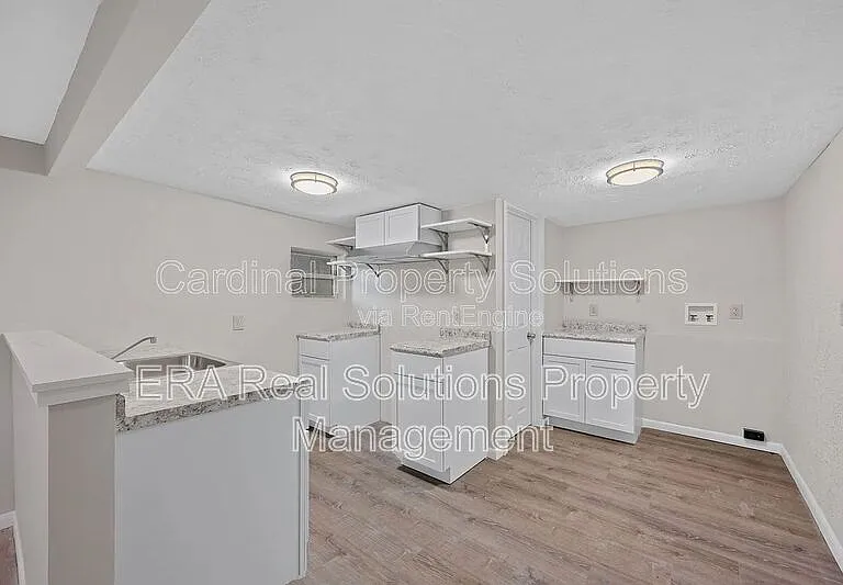 2520 Grand Blvd — Photo 8