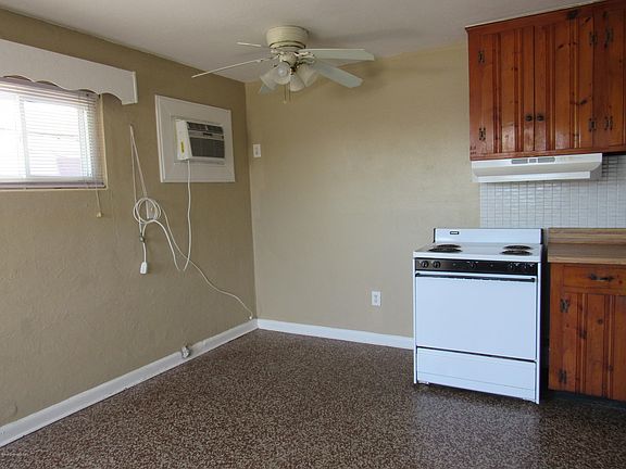 4th image of 681 S Orlando Ave #B