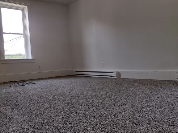 3rd image of 213 West St #2
