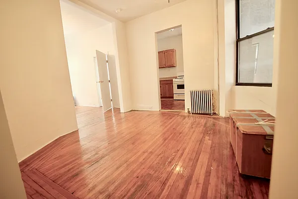 Rented by KYLM, LLC | media 8