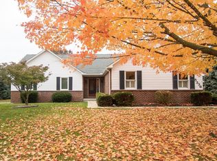 5336 Cranberry Ct, Howell, MI 48843