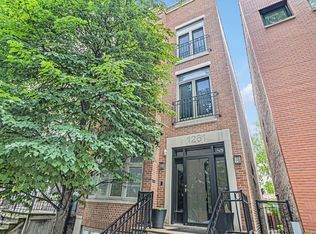 1261 W Flournoy St APT 1, Chicago, IL 60607