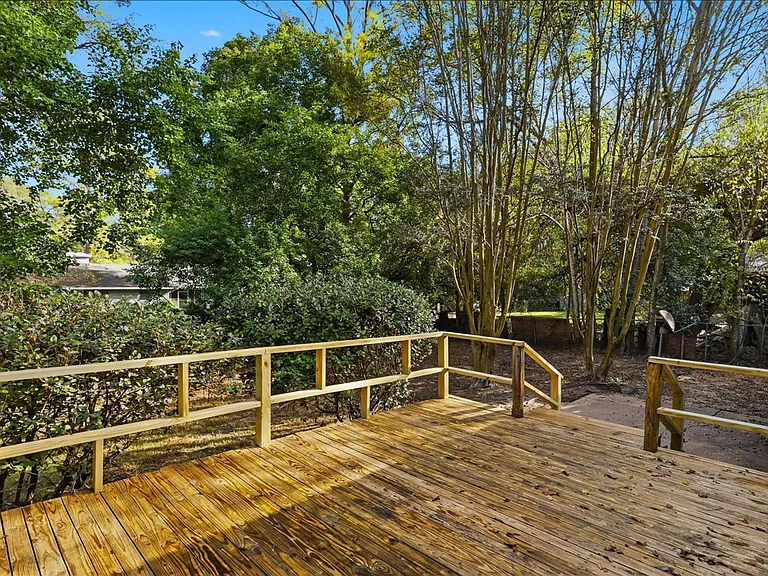 1632 Winchester St — Photo 22
