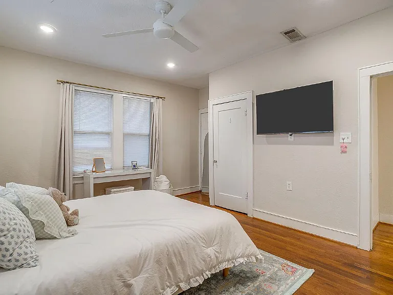 3103 Odessa Ave — Photo 12