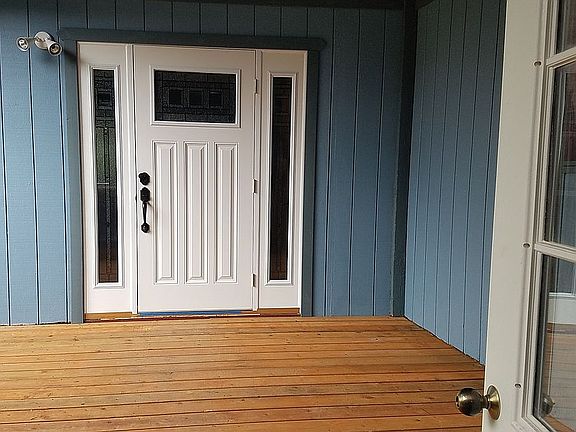 Entry from garage/deck