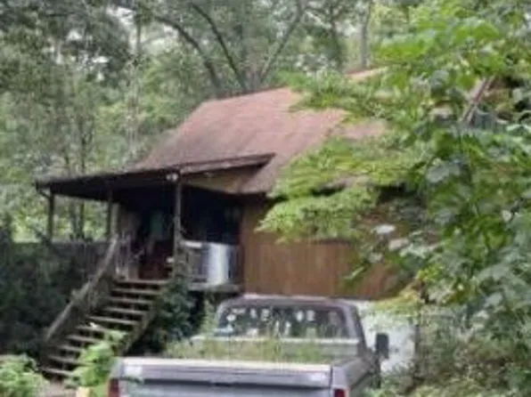 646 Huckleberry Dr, Gerrardstown, WV 25420