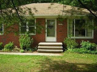 2404 Dentzler Rd, Parma, OH 44134