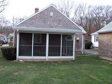 2nd image of 28 Cabot St