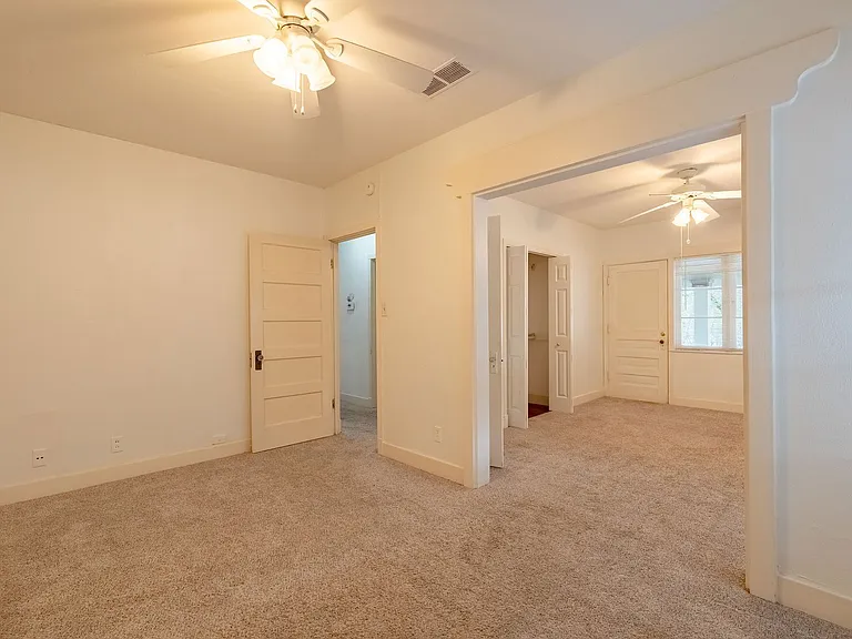 1705 Winsted Ln #A — Photo 18