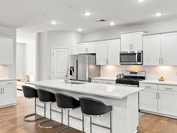 4th image of 101 Indigo Park Pl