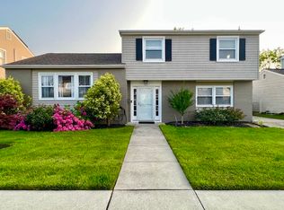 610 N Delavan Ave, Margate, NJ 08402