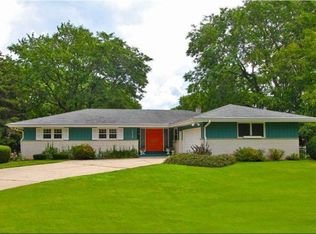 3317 Standish Ln, Elmwood Park, WI 53405