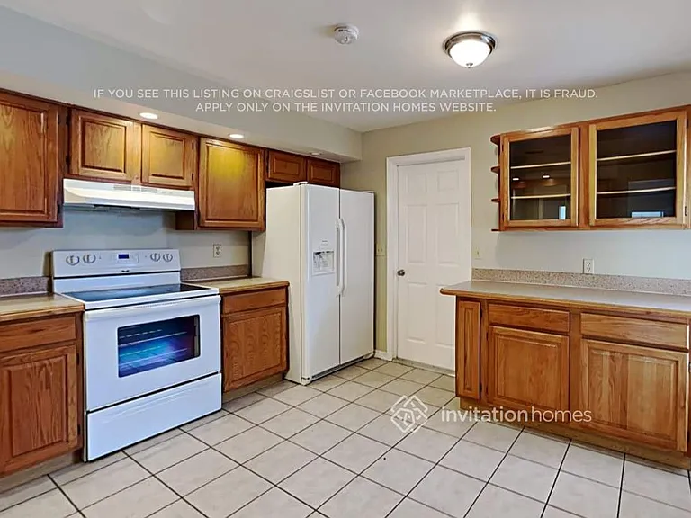 2800 W Covington Dr — Photo 8