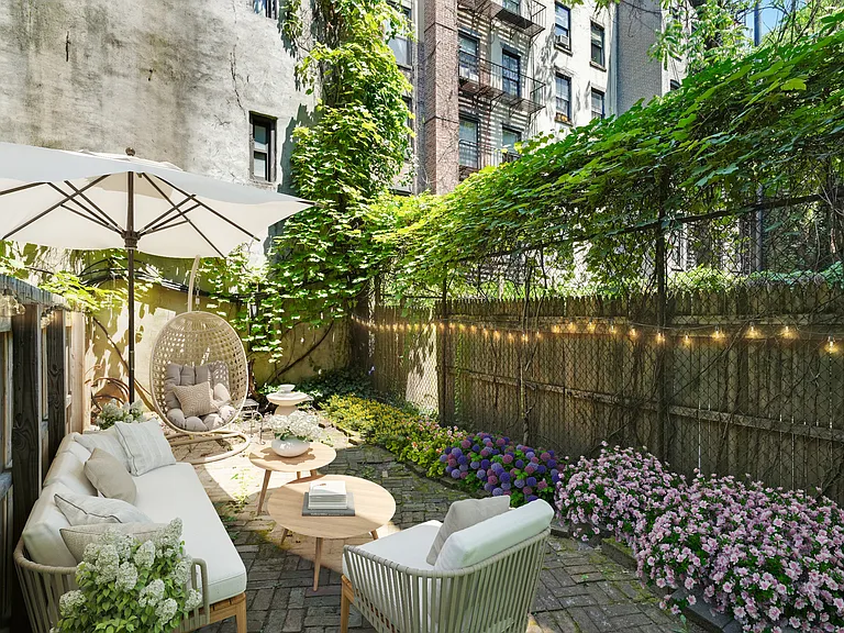 235 W 15th St #1D — Photo 5