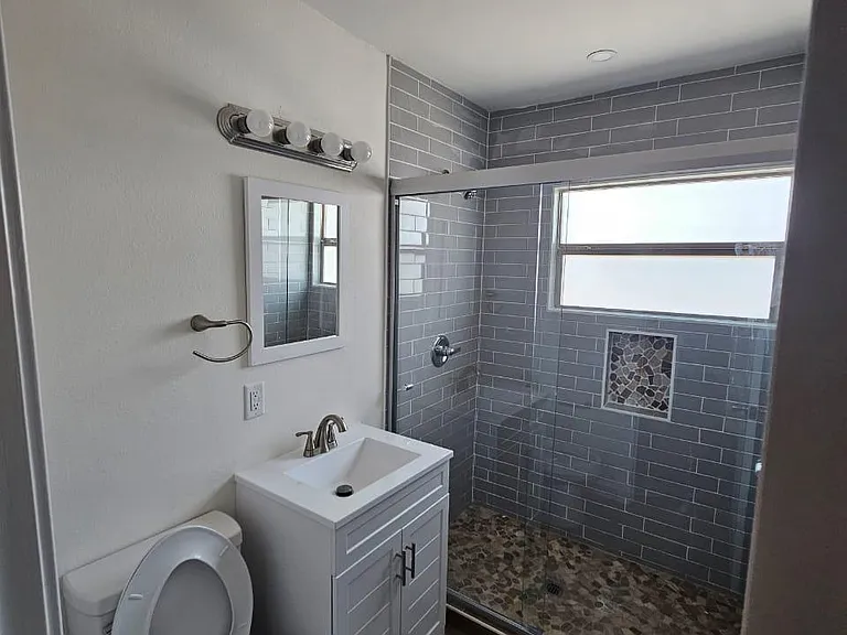 8617 Mount Shasta Dr — Photo 2