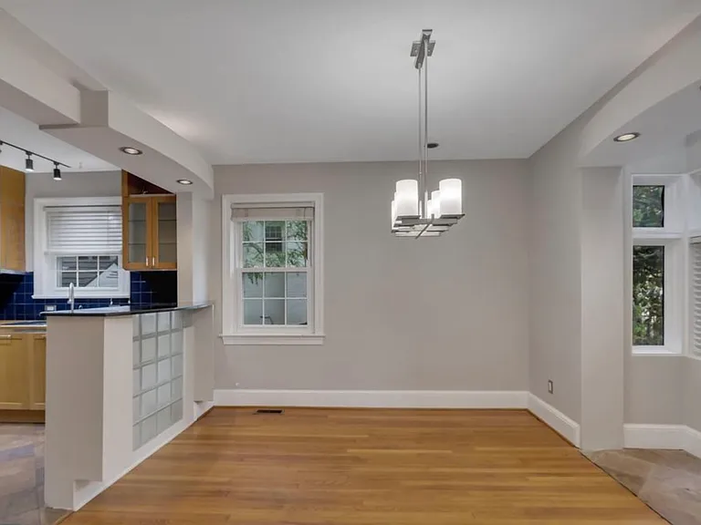 1706 N Glebe Rd — Photo 12