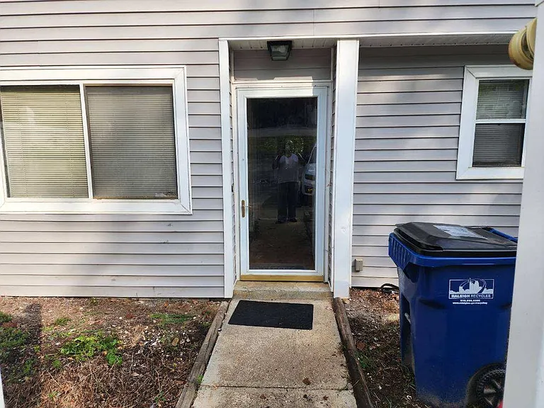 7237 Sandy Creek Dr — Photo 21
